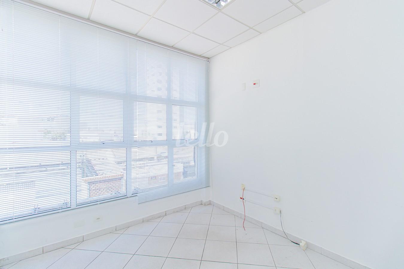 SALA de Sala / Conjunto para alugar, Padrão com 80 m², e em Vila Floresta - Santo André