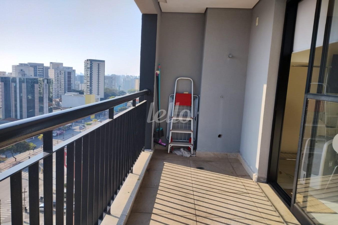 VARANDA de Apartamento à venda, Padrão com 36 m², 1 quarto e 1 vaga em Saúde - São Paulo