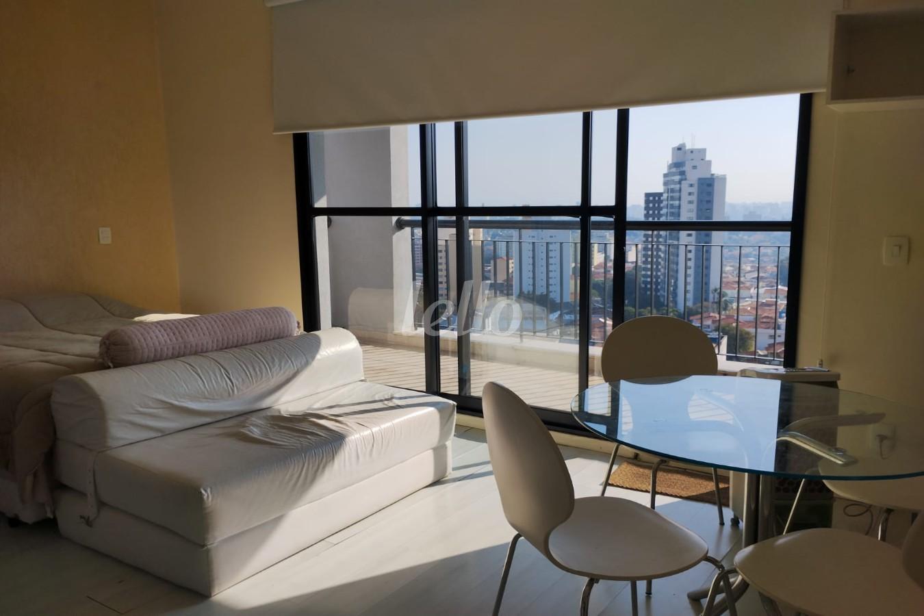 SALA de Apartamento à venda, Padrão com 36 m², 1 quarto e 1 vaga em Saúde - São Paulo