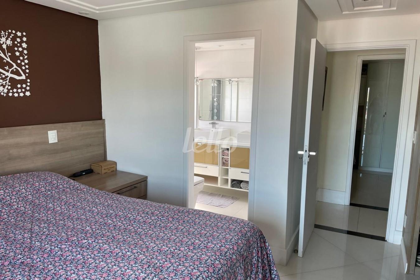 TERCEIRO  DORMITÓRIO COM SUÍTE de Apartamento à venda, Padrão com 130 m², 3 quartos e 2 vagas em Vila Marlene - São Bernardo do Campo