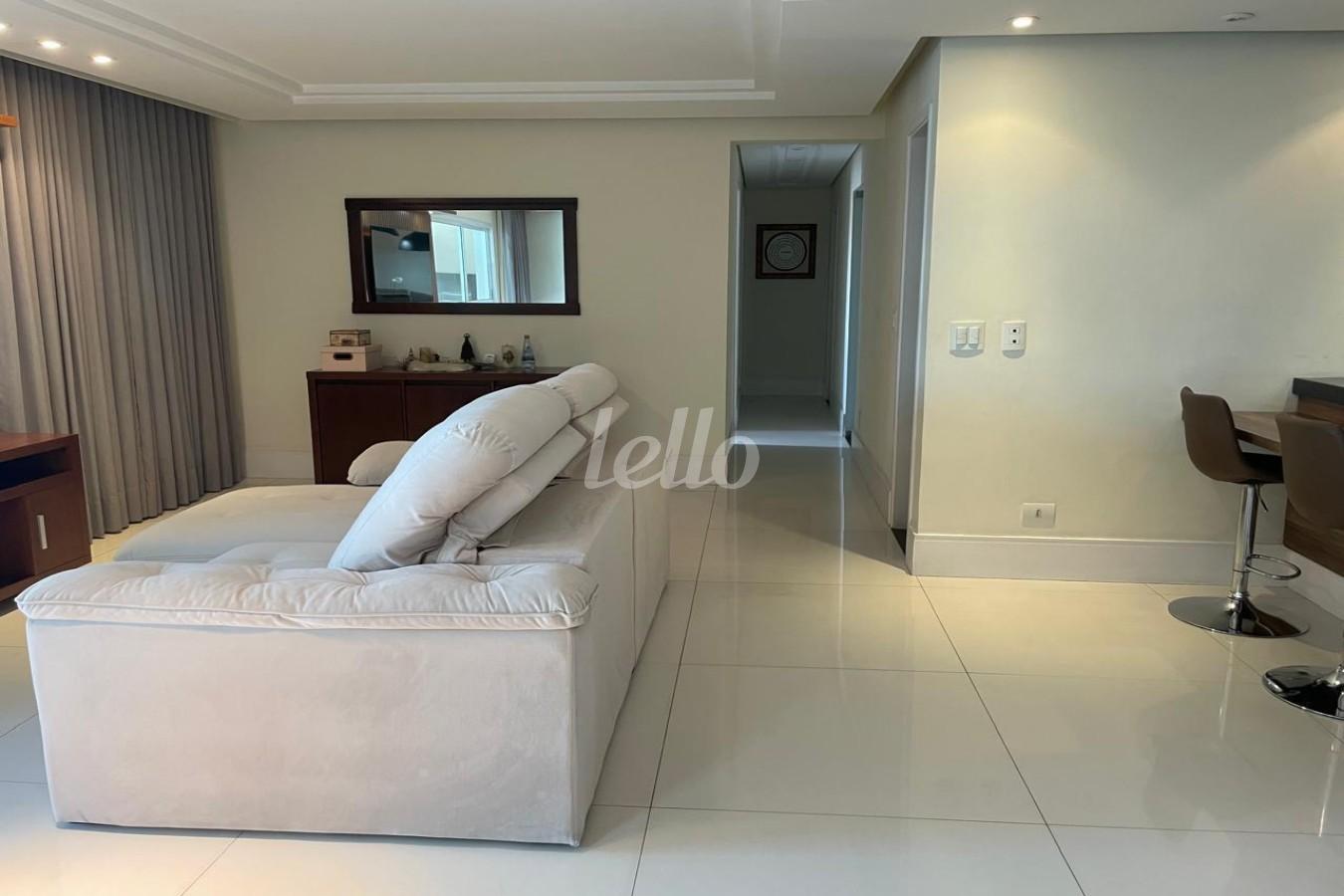 SALA DOIS AMBIENTES de Apartamento à venda, Padrão com 130 m², 3 quartos e 2 vagas em Vila Marlene - São Bernardo do Campo