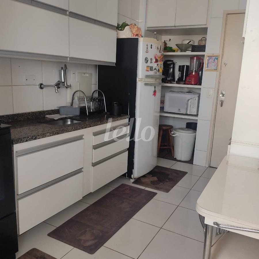 COZINHA de Apartamento à venda, Padrão com 97 m², 3 quartos e 1 vaga em Parque São Jorge - São Paulo