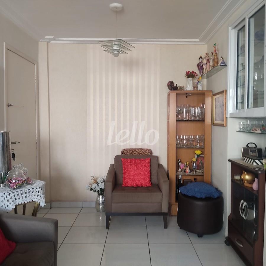 SALA DE ESTAR de Apartamento à venda, Padrão com 97 m², 3 quartos e 1 vaga em Parque São Jorge - São Paulo