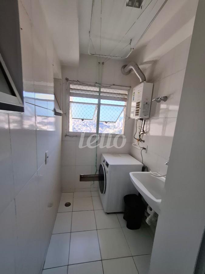 FOTO de Apartamento à venda, Padrão com 81 m², 3 quartos e 1 vaga em Vila Amélia - São Paulo