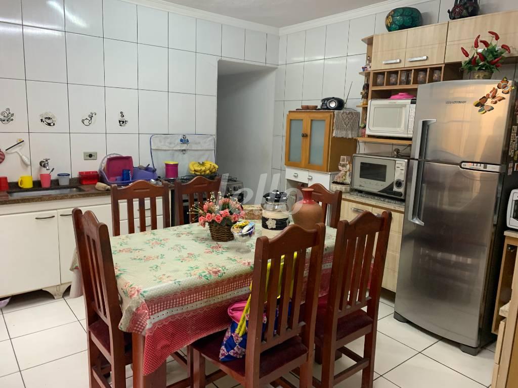 COZINHA de Casa à venda, térrea com 140 m², 2 quartos e 3 vagas em Aricanduva - São Paulo