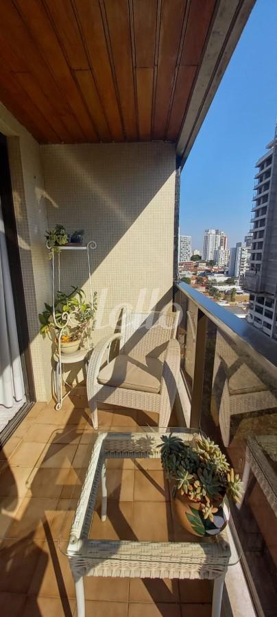 VARANDA de Apartamento à venda, Padrão com 80 m², 3 quartos e 1 vaga em Vila Clementino - São Paulo