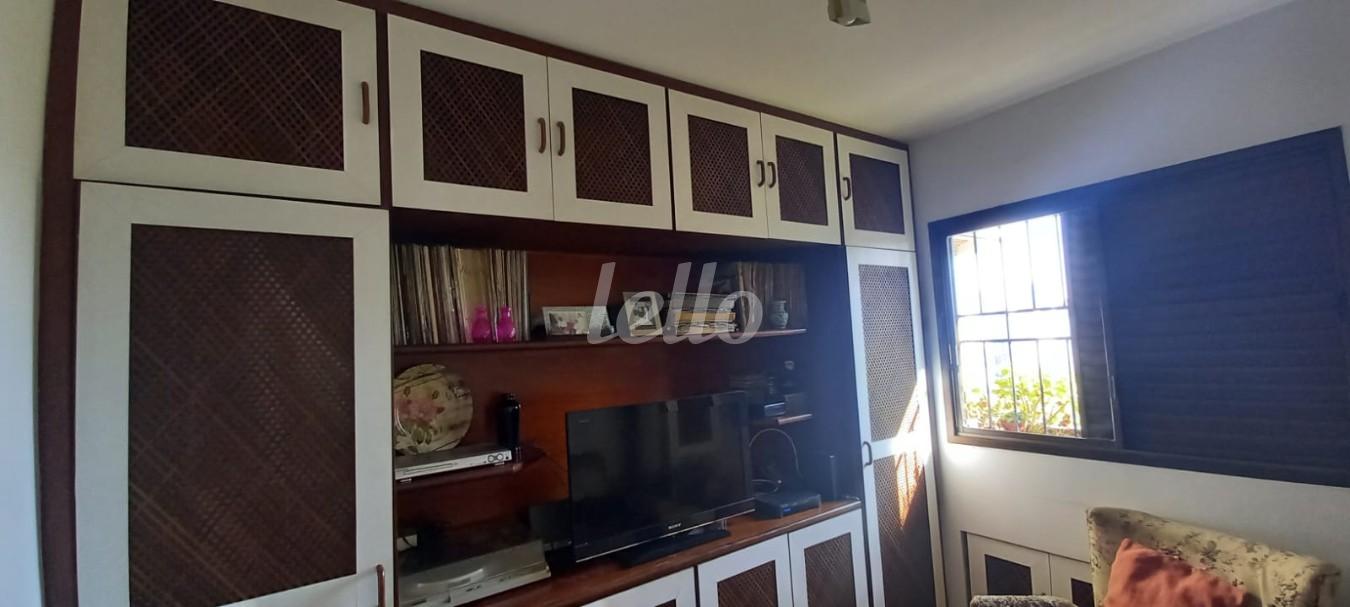 DORMITÓRIO de Apartamento à venda, Padrão com 80 m², 3 quartos e 1 vaga em Vila Clementino - São Paulo