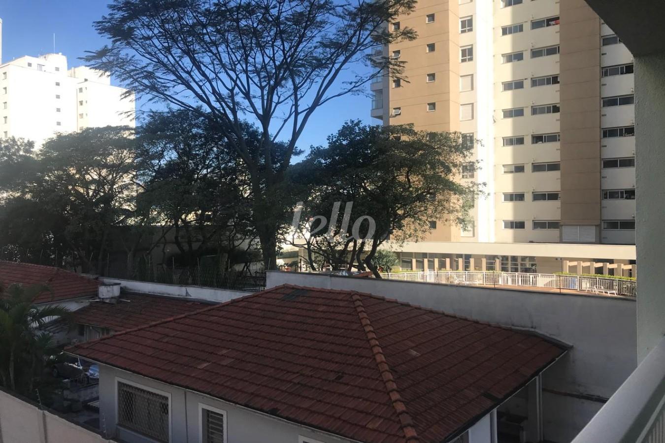 VISTA LATERAL de Apartamento à venda, Padrão com 72 m², 2 quartos e 1 vaga em Vila Clementino - São Paulo