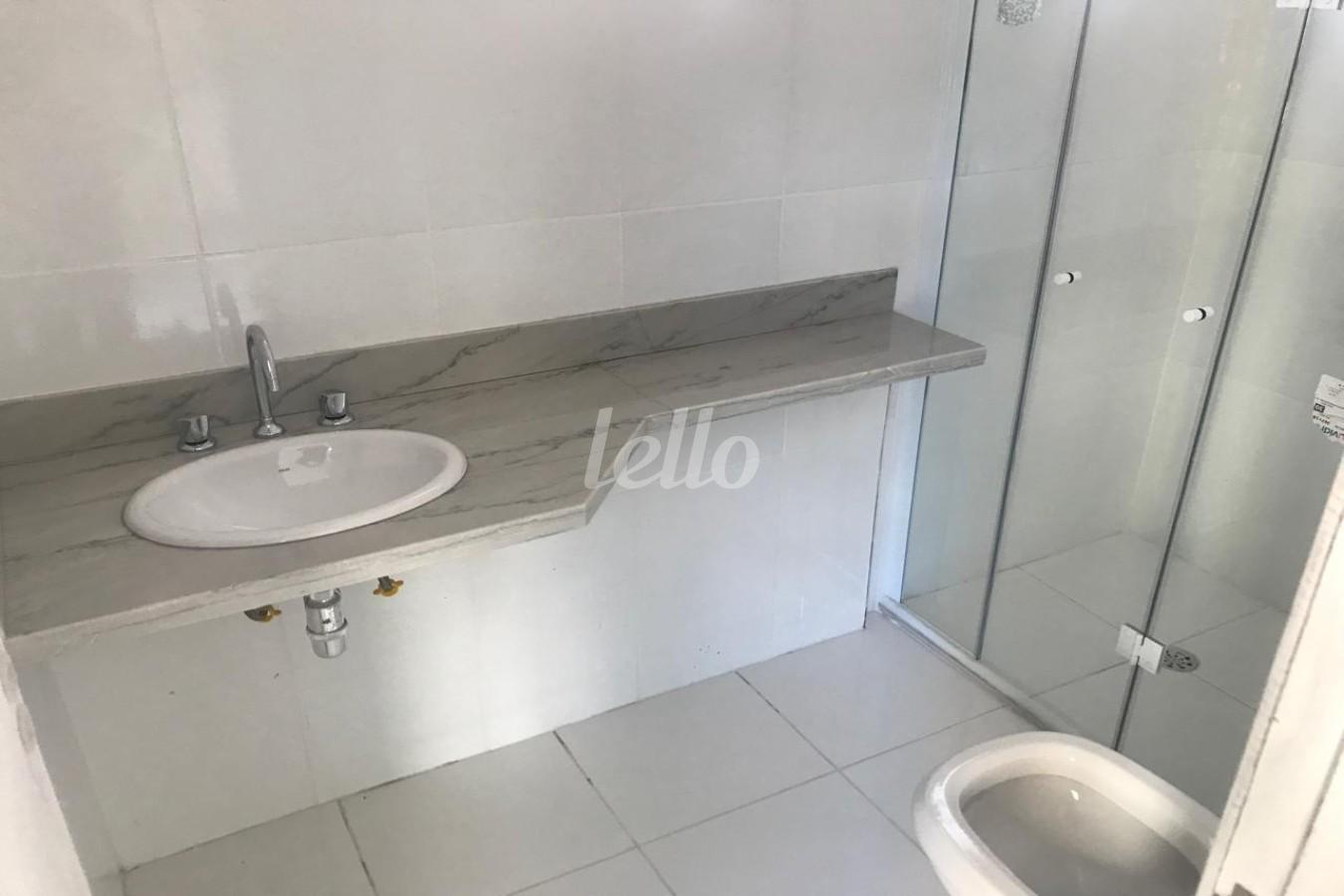 BANHO SUÍTE de Apartamento à venda, Padrão com 72 m², 2 quartos e 1 vaga em Vila Clementino - São Paulo