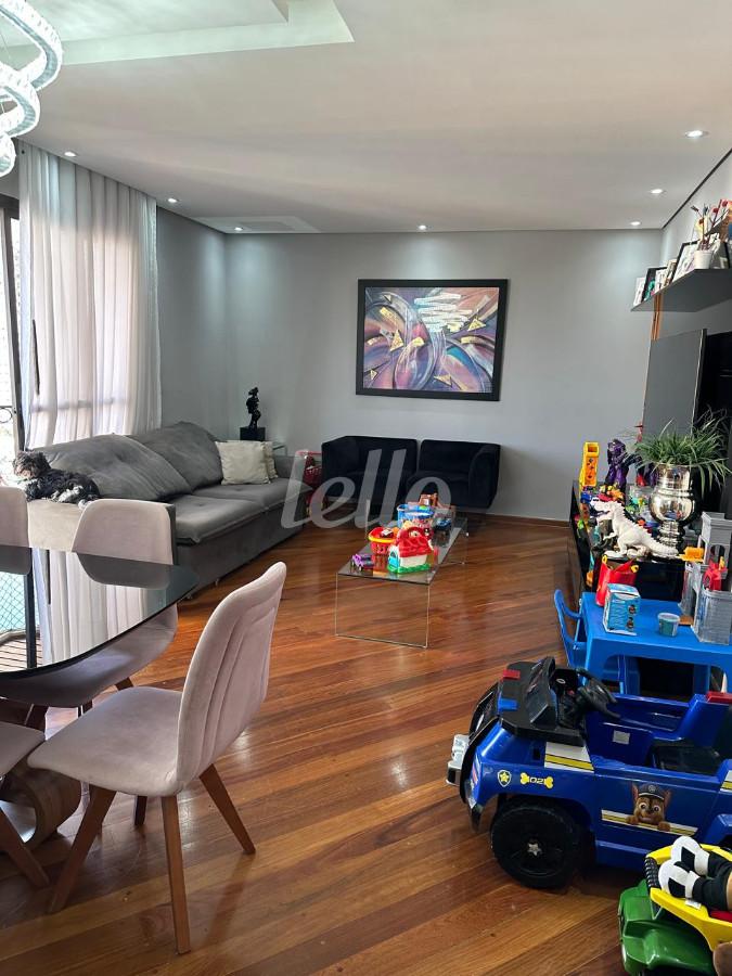 SALA de Apartamento à venda, Padrão com 122 m², 3 quartos e 2 vagas em Vila Santo Estevão - São Paulo