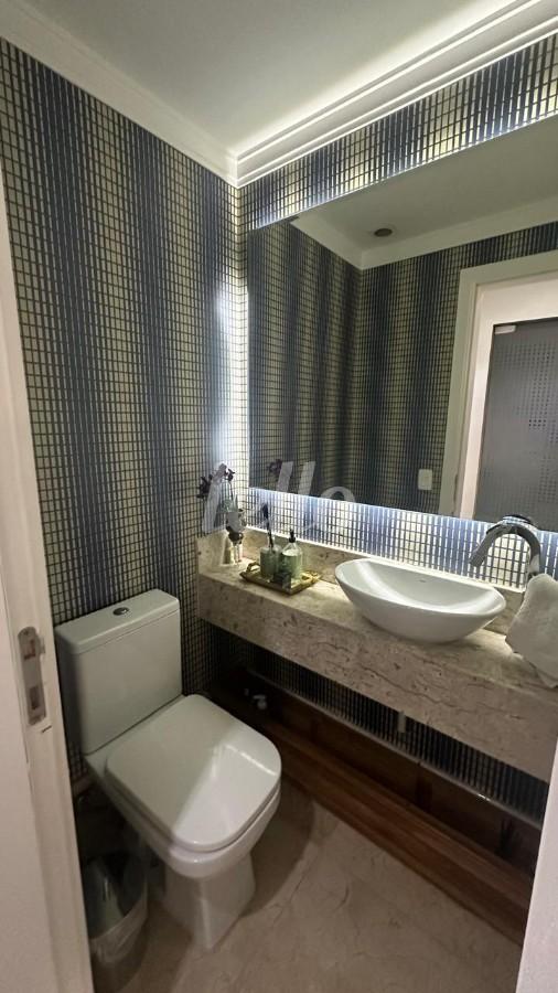 LAVABO de Apartamento à venda, Padrão com 250 m², 3 quartos e 4 vagas em Ch Santo Antônio (ZL) - São Paulo