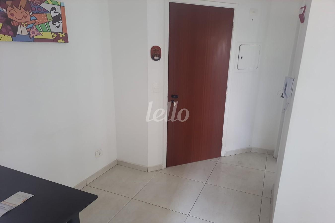 SALA de Apartamento à venda, Padrão com 34 m², 1 quarto e 1 vaga em Vila Mariana - São Paulo