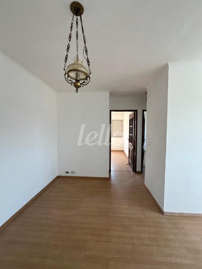 SALA de Apartamento à venda, Padrão com 56 m², 2 quartos e 1 vaga em Vila Santa Clara - São Paulo