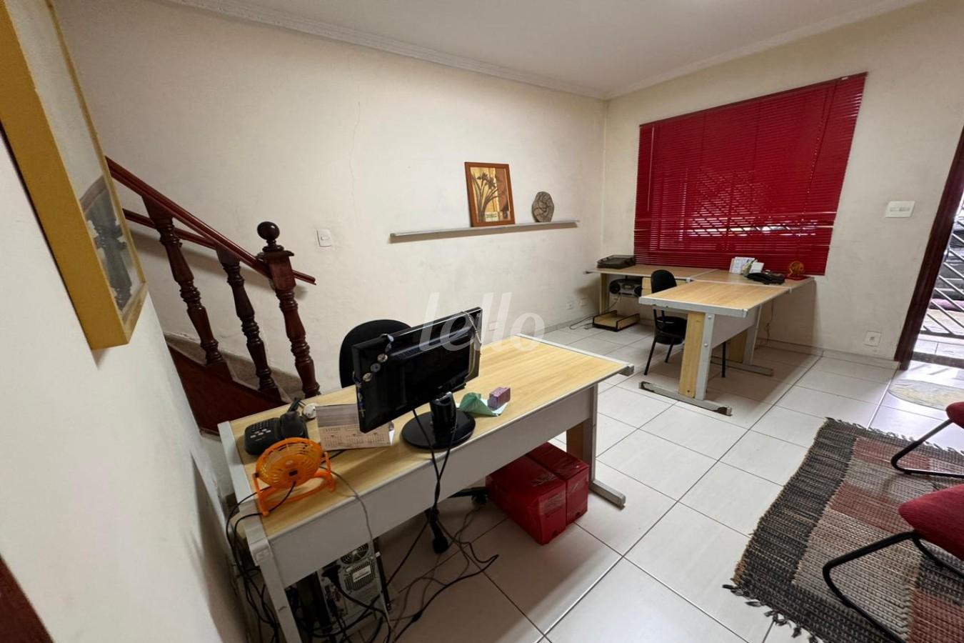 SALA de Casa à venda, sobrado com 90 m², 2 quartos e em Vila Bertioga - São Paulo