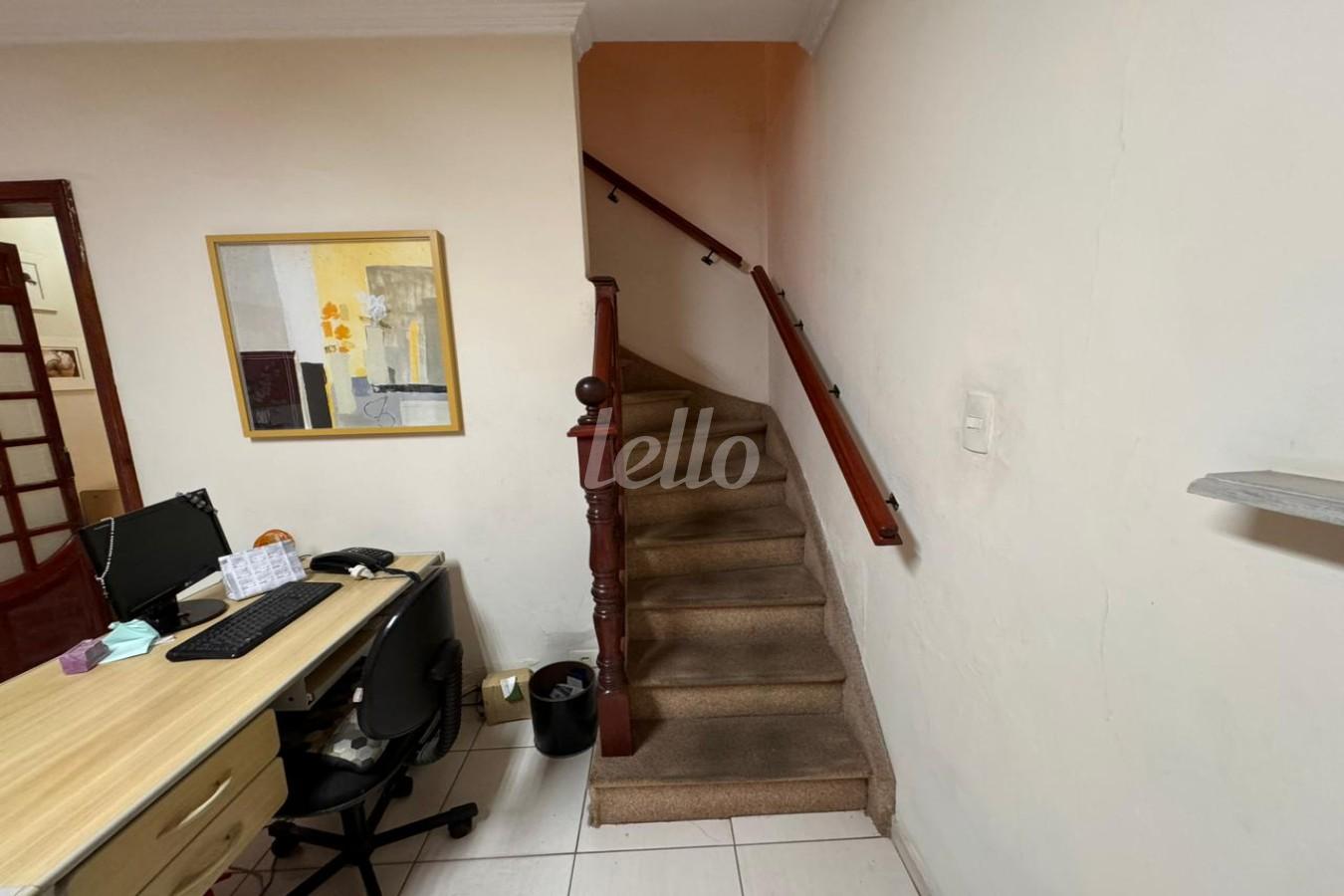 SALA de Casa à venda, sobrado com 90 m², 2 quartos e em Vila Bertioga - São Paulo