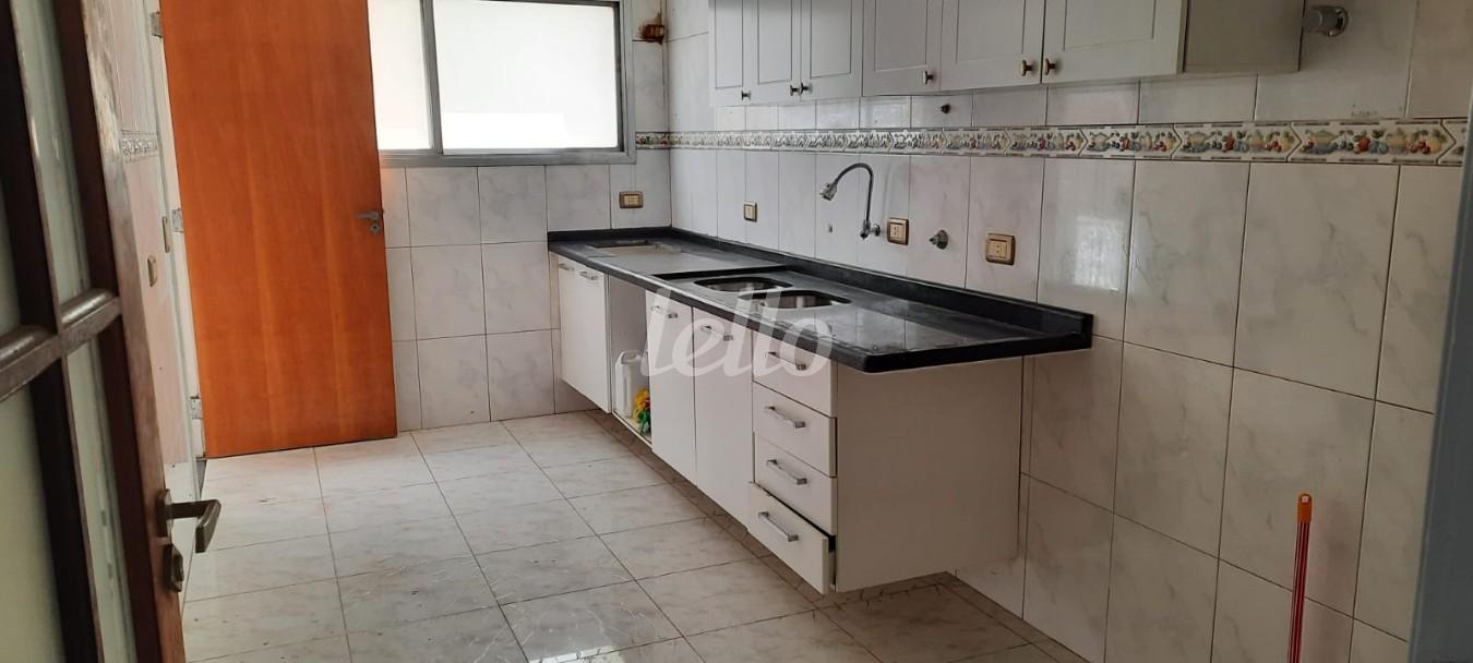 COZINHA de Apartamento à venda, Padrão com 82 m², 2 quartos e 1 vaga em Vila Ivone - São Paulo