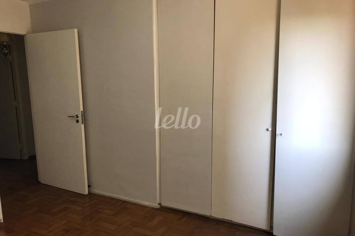 DORMITÓRIO de Apartamento à venda, Padrão com 125 m², 3 quartos e 1 vaga em Vila Madalena - São Paulo