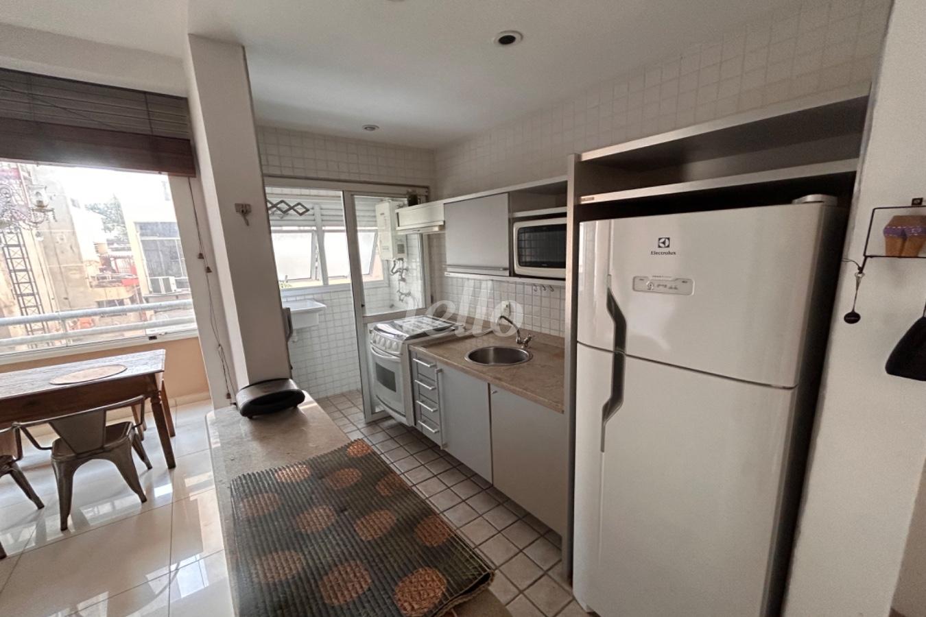 COZINHA de Apartamento à venda, Padrão com 45 m², 1 quarto e 1 vaga em Pinheiros - São Paulo