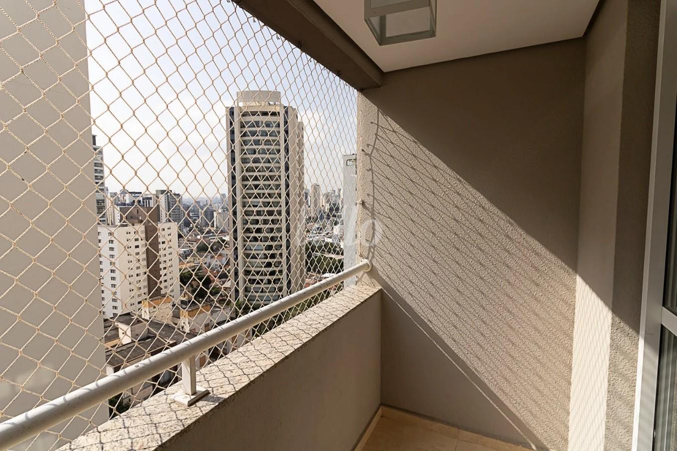 VARANDA de Apartamento à venda, Padrão com 86 m², 3 quartos e 2 vagas em Saúde - São Paulo