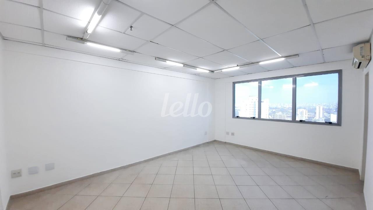 SALA 1 de Sala / Conjunto à venda, Padrão com 280 m², e 8 vagas em Santana - São Paulo