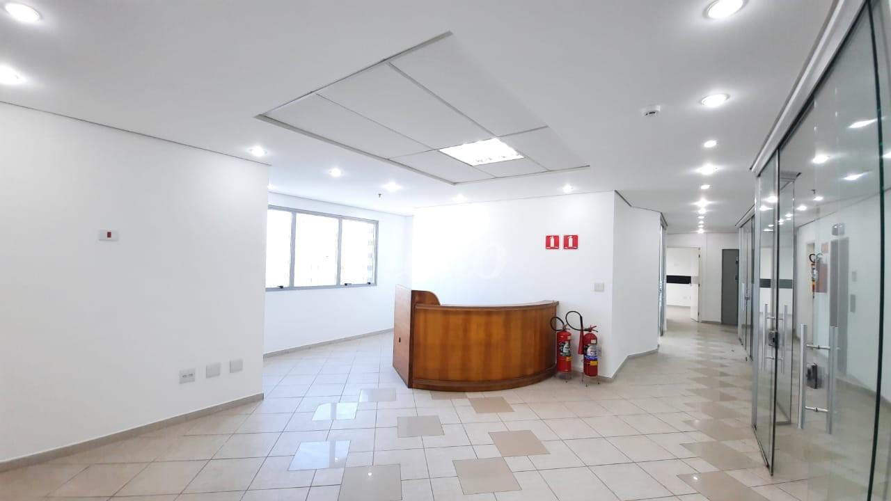 RECEPÇÃO de Sala / Conjunto à venda, Padrão com 280 m², e 8 vagas em Santana - São Paulo