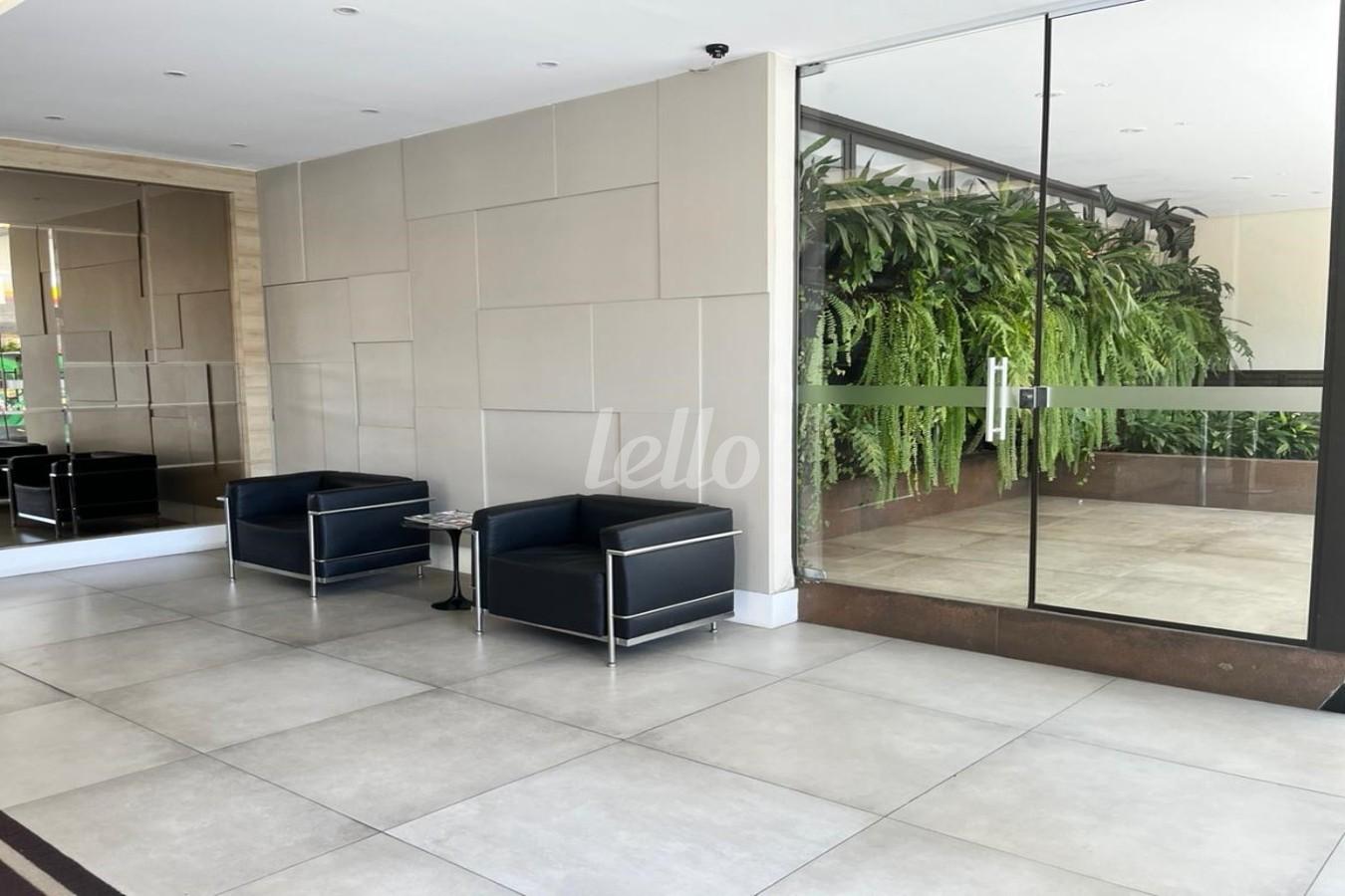 RECEPÇÃO de Sala / Conjunto à venda, Padrão com 50 m², e 1 vaga em Bela Vista - São Paulo