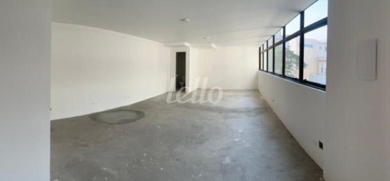 SALA de Sala / Conjunto à venda, Padrão com 50 m², e 1 vaga em Bela Vista - São Paulo