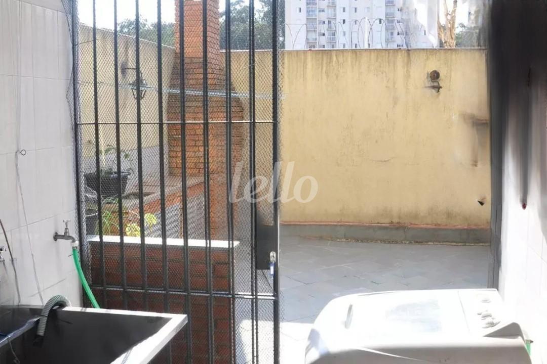 AREA DE SERVIÇO de Casa à venda, sobrado com 139 m², 4 quartos e 2 vagas em Vila Amália(zona Norte) - São Paulo