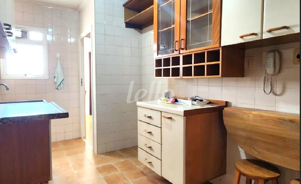 COZINHA de Apartamento à venda, Padrão com 90 m², 3 quartos e 1 vaga em Chácara Inglesa - São Paulo