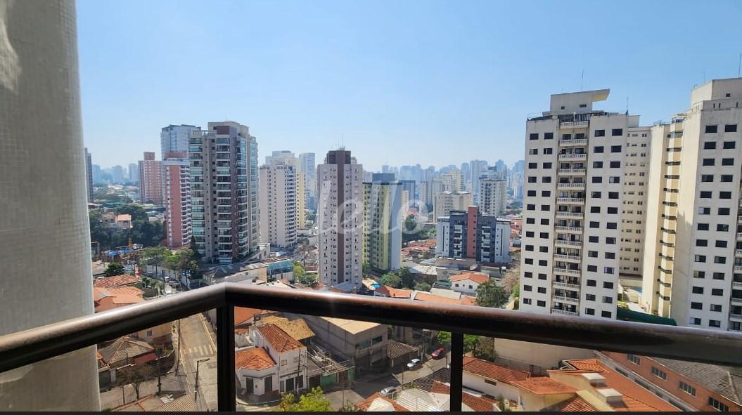 VARANDA de Apartamento à venda, Padrão com 90 m², 3 quartos e 1 vaga em Chácara Inglesa - São Paulo