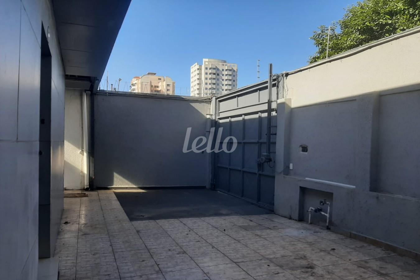 ÁREA de Sala / Conjunto à venda, Padrão com 270 m², e 4 vagas em Planalto Paulista - São Paulo