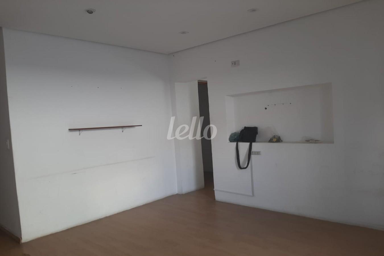 SALA de Sala / Conjunto à venda, Padrão com 270 m², e 4 vagas em Planalto Paulista - São Paulo