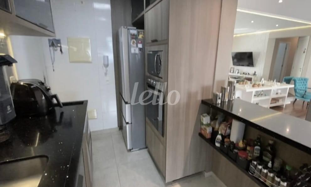 COZINHA de Apartamento à venda, Padrão com 105 m², 3 quartos e 2 vagas em Vila Bertioga - São Paulo