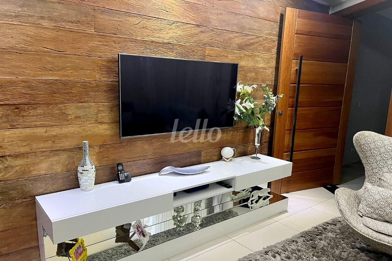 SALA de Casa à venda, em condomínio - sobrado com 140 m², 3 quartos e 1 vaga em Jardim Colorado - São Paulo