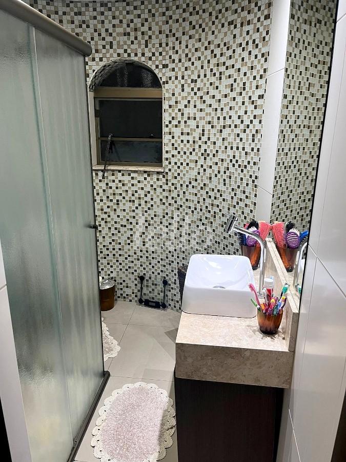 BANHEIRO de Casa à venda, em condomínio - sobrado com 140 m², 3 quartos e 1 vaga em Jardim Colorado - São Paulo