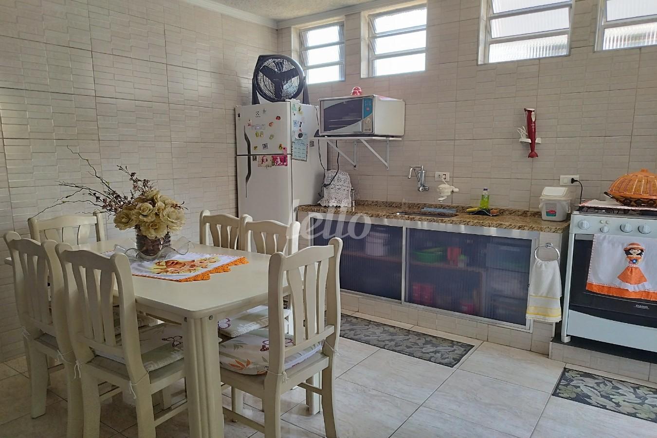 COZINHA (2) de Casa à venda, térrea com 120 m², 2 quartos e 2 vagas em Vila Constânça - São Paulo