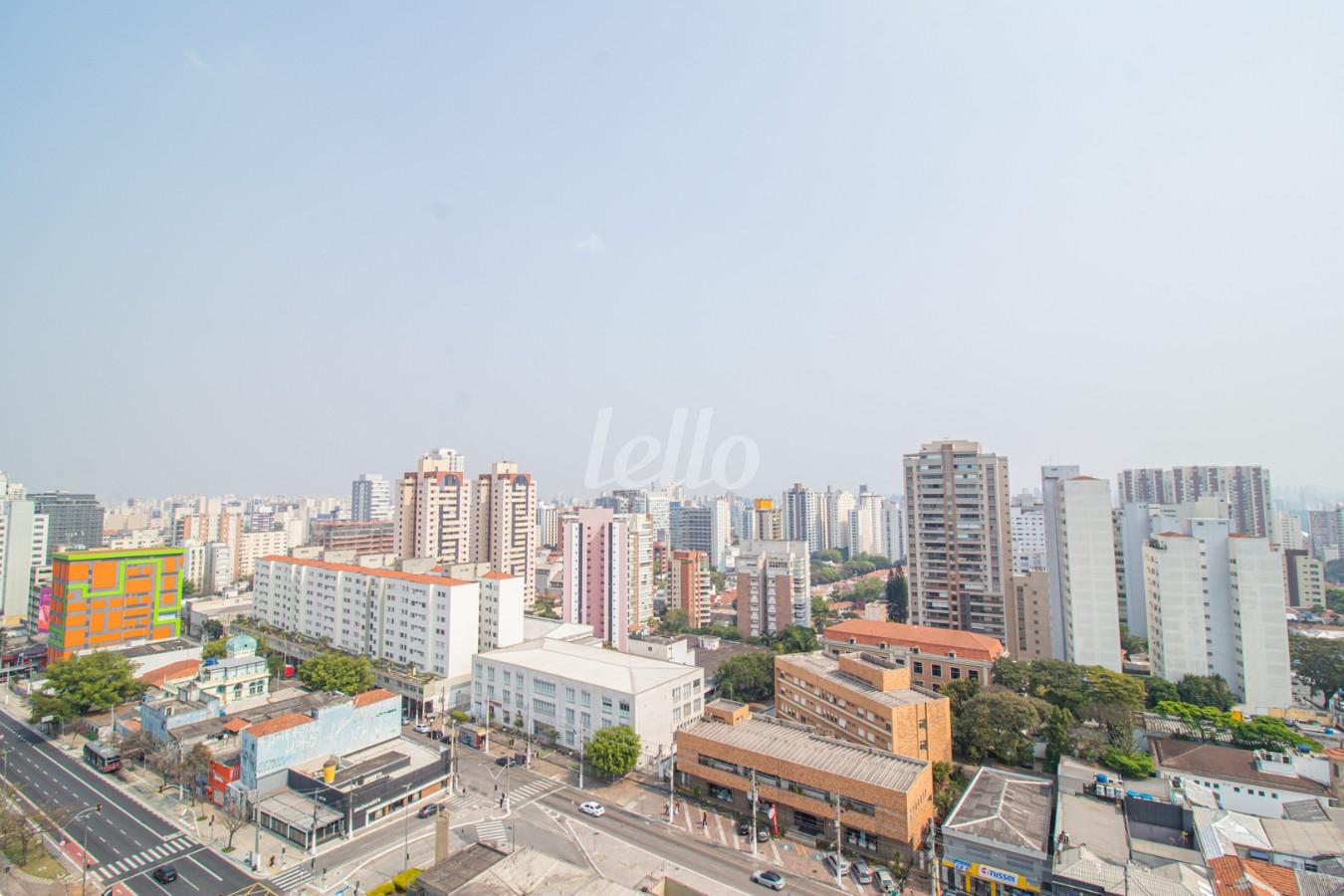 VISTA de Sala / Conjunto para alugar, Padrão com 120 m², e 3 vagas em Vila Mariana - São Paulo