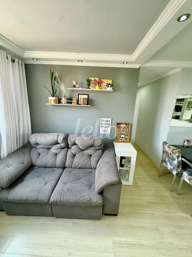 SALA ESTAR de Apartamento à venda, Padrão com 45 m², 2 quartos e 1 vaga em Vila Ema - São Paulo