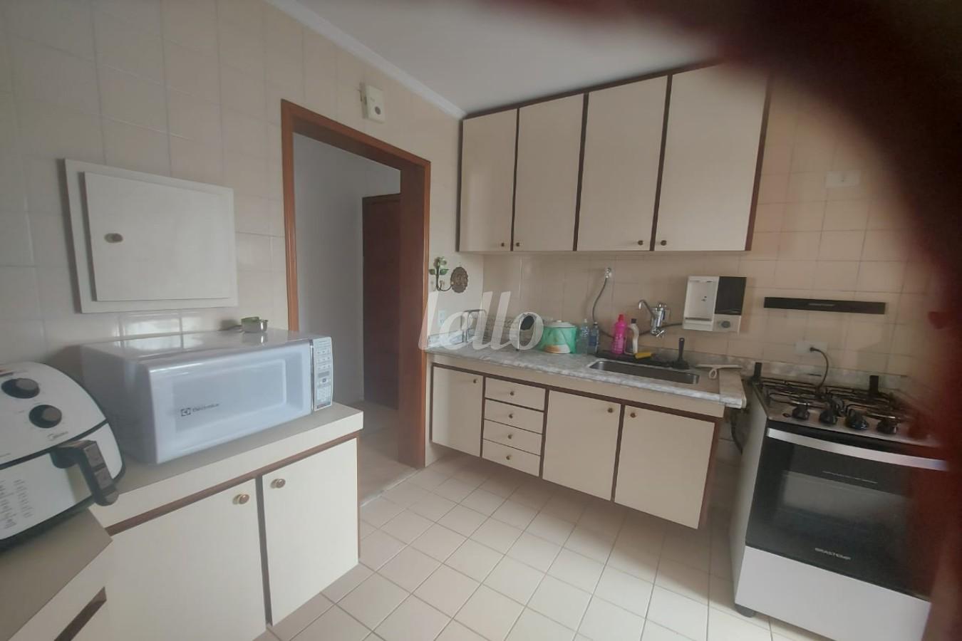 COZINHA de Apartamento à venda, Padrão com 70 m², 3 quartos e 1 vaga em Chora Menino - São Paulo