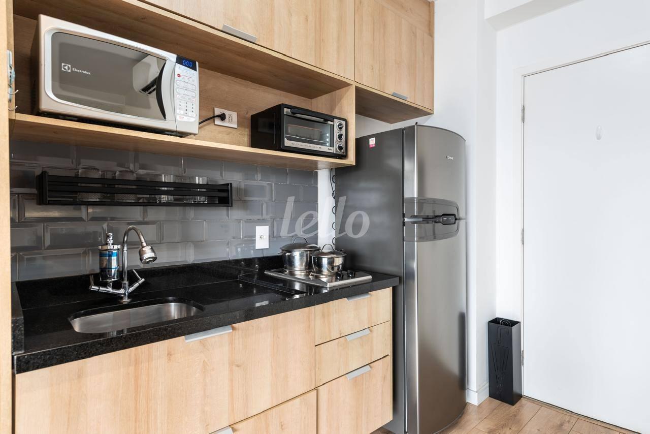 ENTRADA-COZINHA de Apartamento à venda, Studio com 32 m², 1 quarto e 1 vaga em Pinheiros - São Paulo