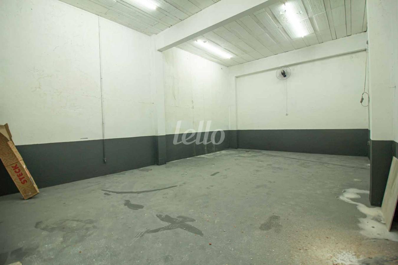 01SALAO-COMERCIAL_002 de Salão para alugar, Padrão com 198 m², e em Vila Matilde - São Paulo