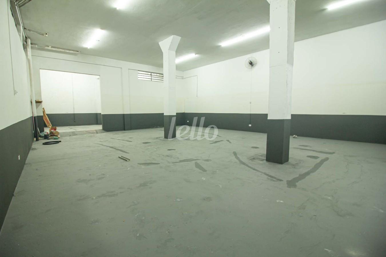 01SALAO-COMERCIAL_010 de Salão para alugar, Padrão com 198 m², e em Vila Matilde - São Paulo