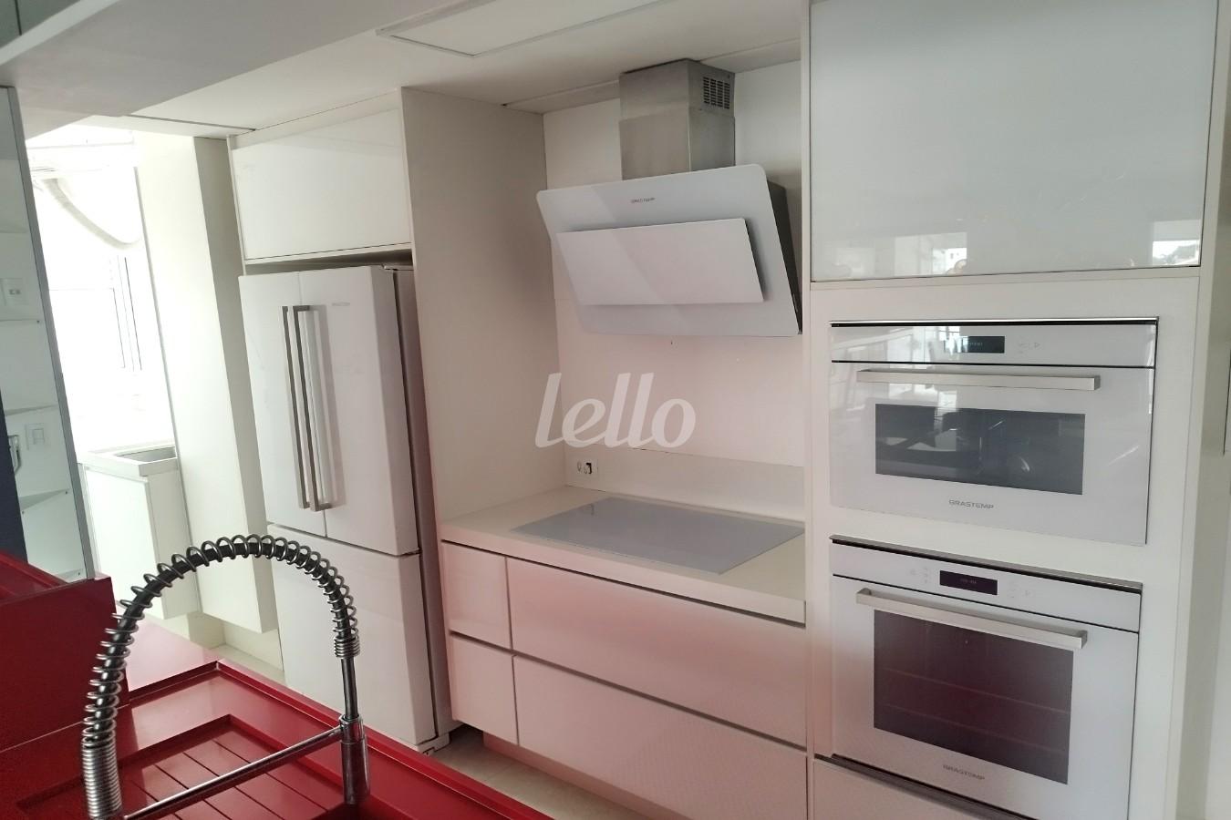 COZINHA de Apartamento à venda, Padrão com 94 m², 2 quartos e em Santana - São Paulo