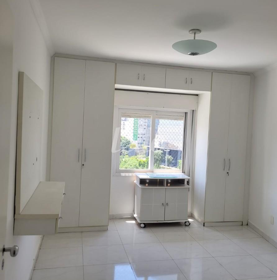 SUÍTE de Apartamento à venda, Padrão com 70 m², 2 quartos e 1 vaga em Pinheiros - São Paulo