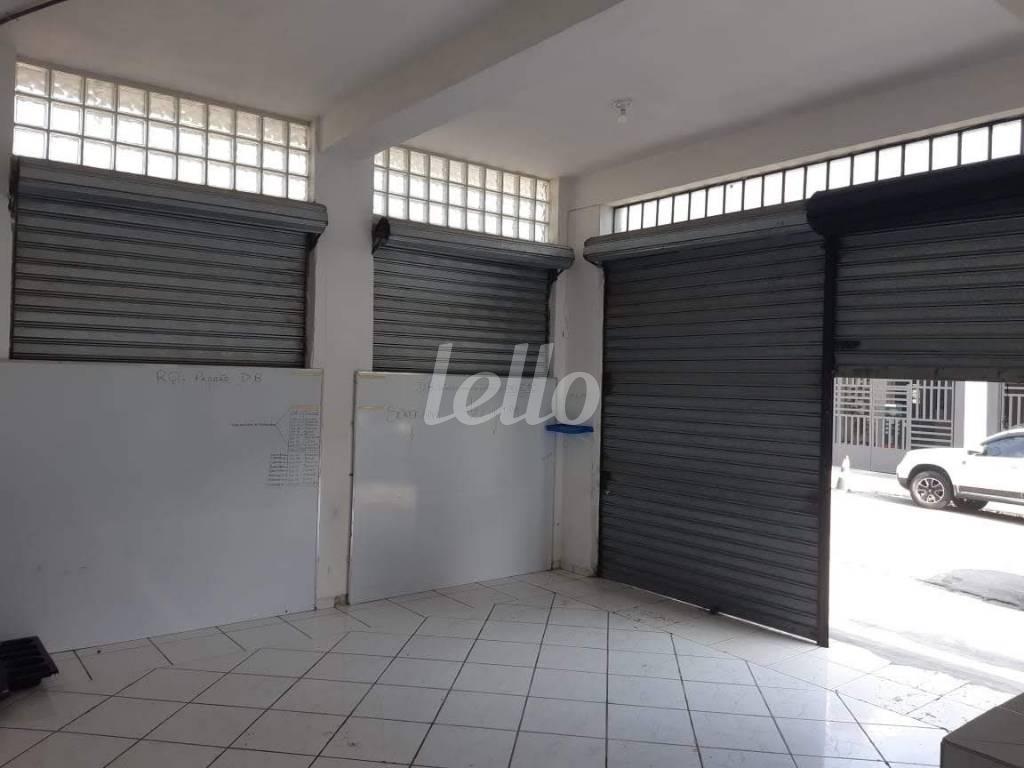 SALÃO de Salão para alugar, Padrão com 40 m², e em Vila Babilonia - São Paulo