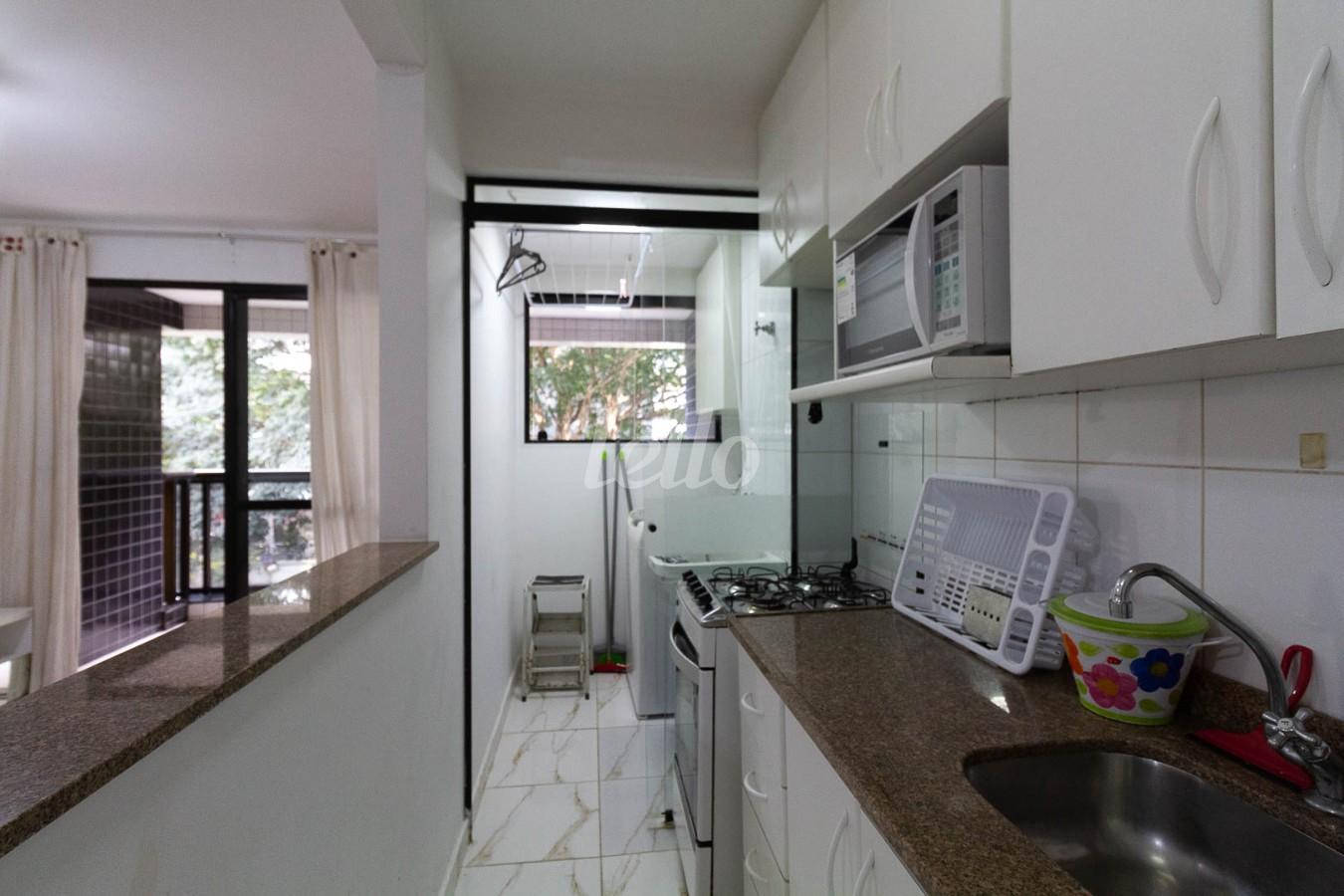 COZINHA de Apartamento para alugar, Padrão com 55 m², 2 quartos e 1 vaga em Vila Nova Conceição - São Paulo