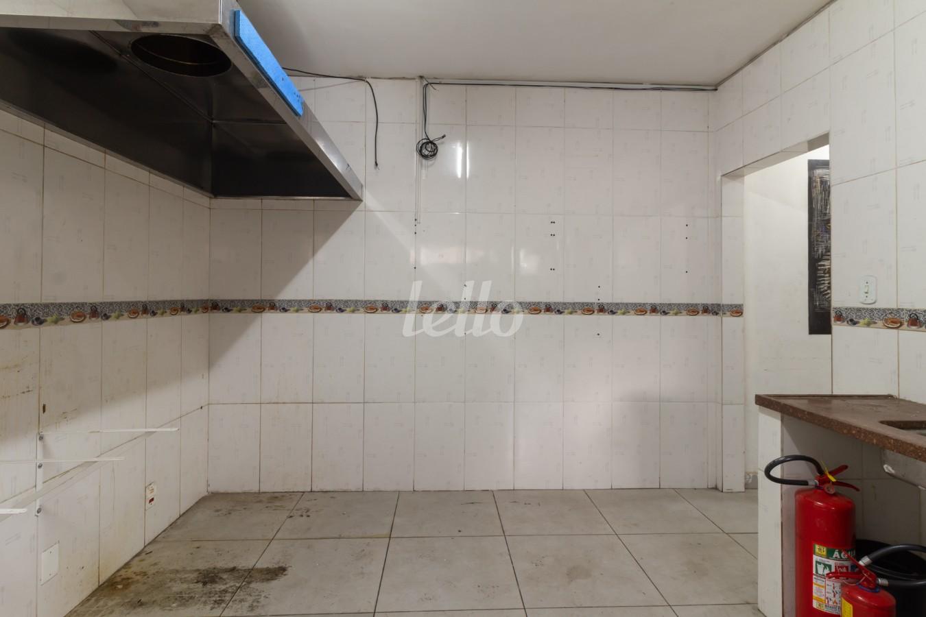 COZINHA de Casa à venda, sobrado com 200 m², e em Tremembé - São Paulo