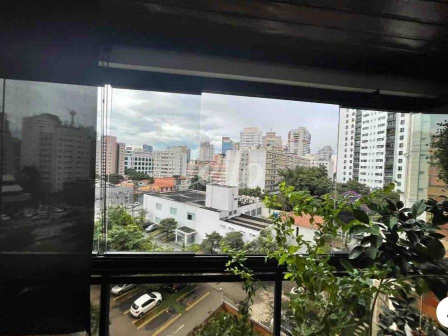 VARANDA de Apartamento para alugar, Padrão com 43 m², 1 quarto e 1 vaga em Vila Nova Conceição - São Paulo