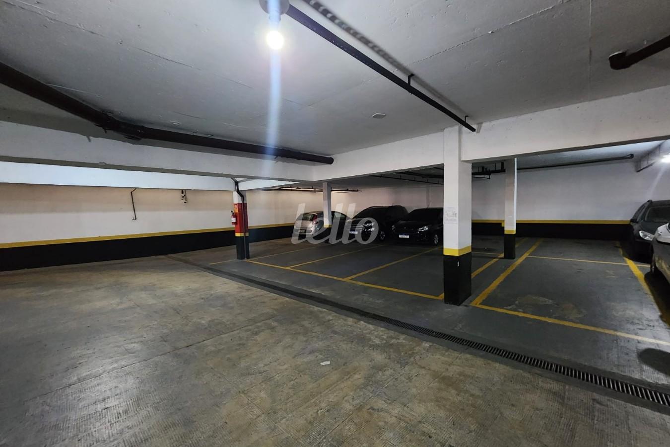 GARAGEM de Apartamento à venda, Padrão com 63 m², 2 quartos e 1 vaga em Vila Oratório - São Paulo