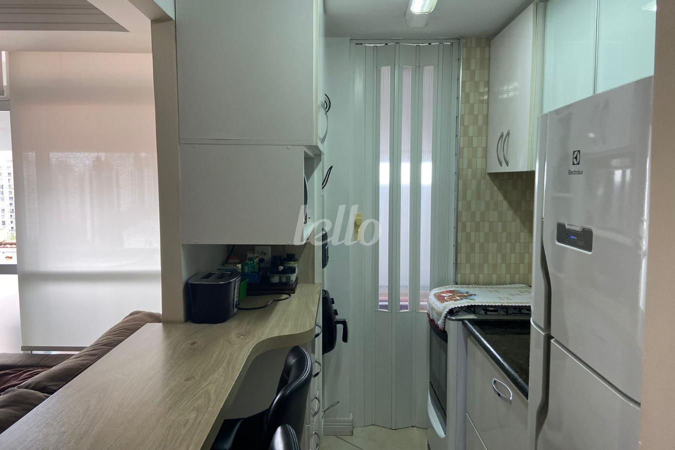 COZINHA de Apartamento à venda, Padrão com 57 m², 2 quartos e 1 vaga em Jardim Das Laranjeiras - São Paulo